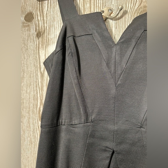 WHBM Peplum Waist Little Black Dress Sz 6 - Picture 5 of 6